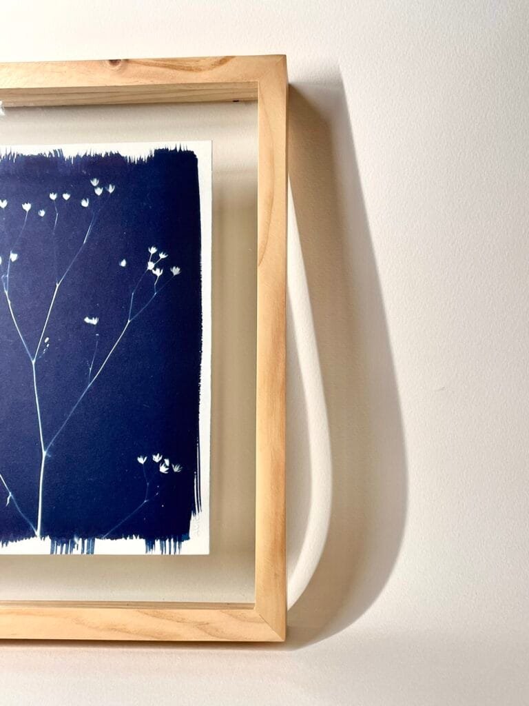 Bajo el agua · Carta enmarcada