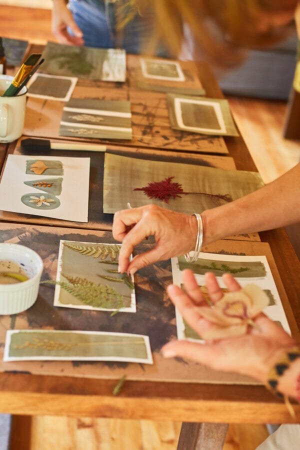 Abril 2026 · Taller "Del vegetal a la obra"