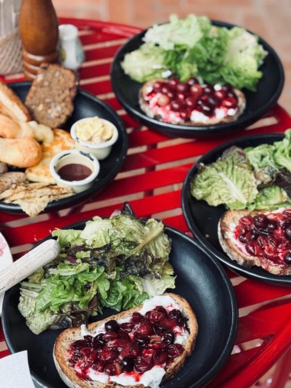 Abril 2026 · Taller "Del vegetal a la obra"